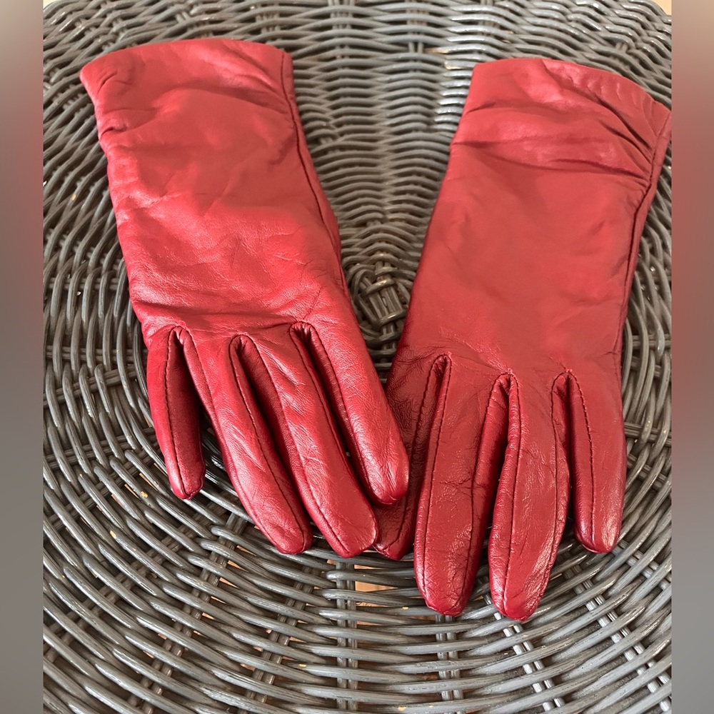 Leather Gloves